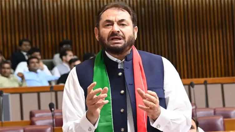 PTI MNA Iqbal Afridi faces backlash after objecting to woman's attire