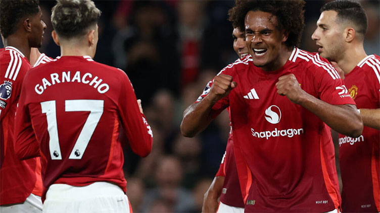 Zirkzee an instant hero as Man Utd beat Fulham in Premier League opener