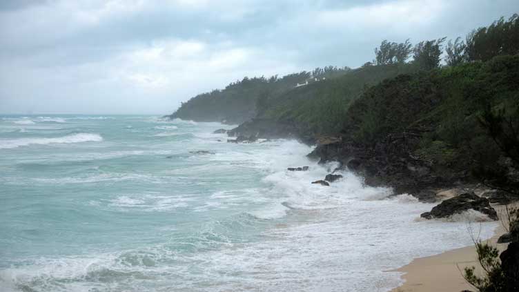 Hurricane Ernesto hits Bermuda