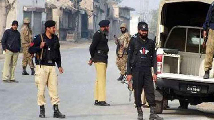 Constable martyred as gunmen attack police mobile in Lakki Marawt