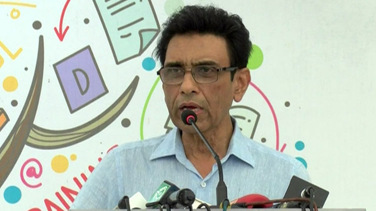 Feudal system is being imposed on pretext of democracy, asserts Khalid Maqbool