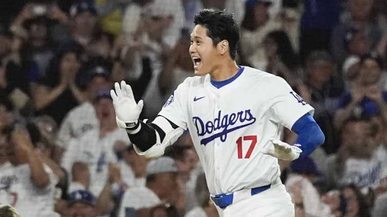 Ohtani hits grand slam in 9th inning, becomes fastest player in MLB history to join 40-40 club