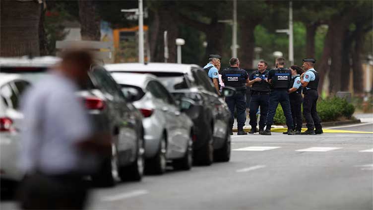 French police arrest man suspected of attempted arson against synagogue