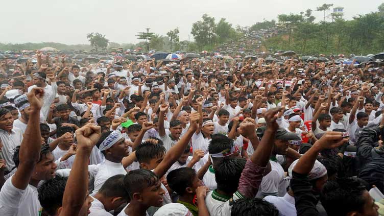 Rohingya refugees demand end to violence