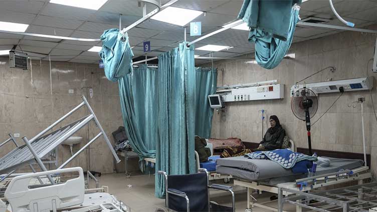 One of Gaza's last functioning hospitals is emptying out as Israeli forces draw near