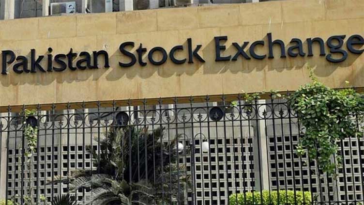 PSX witnesses fall after opening on positive note