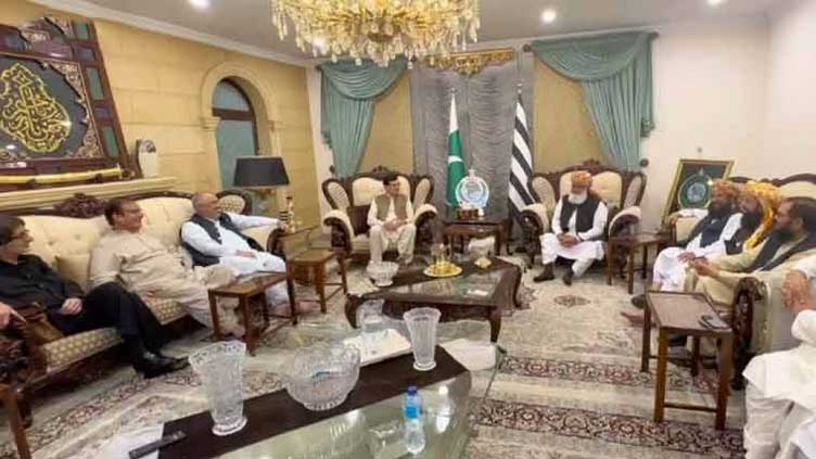 JUI-F, PTI to join hands in parliament