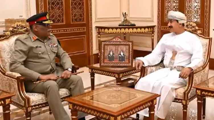 CJCSC Sahir Shamshad discusses military cooperation with Omani leadership