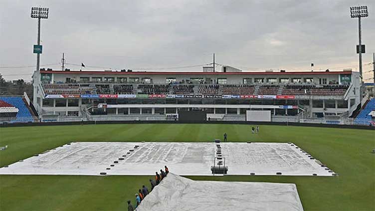 Rain dampens first day of second Test between Pakistan, Bangladesh