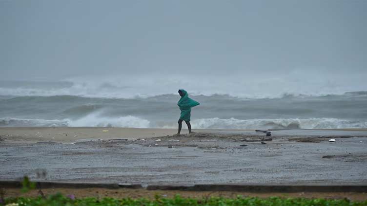 Cyclone Fengal kills 19 in India and Sri Lanka