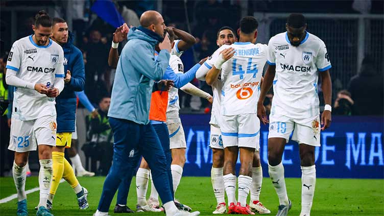 Marseille down Monaco with late penalty, Lyon score four