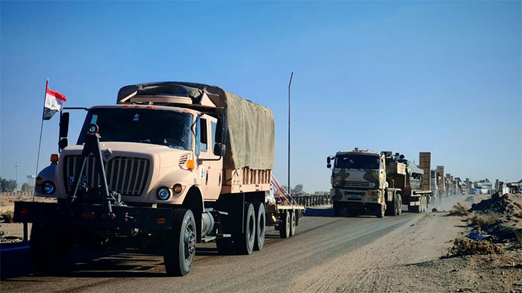 Iraq deploys armoured vehicles to border with Syria