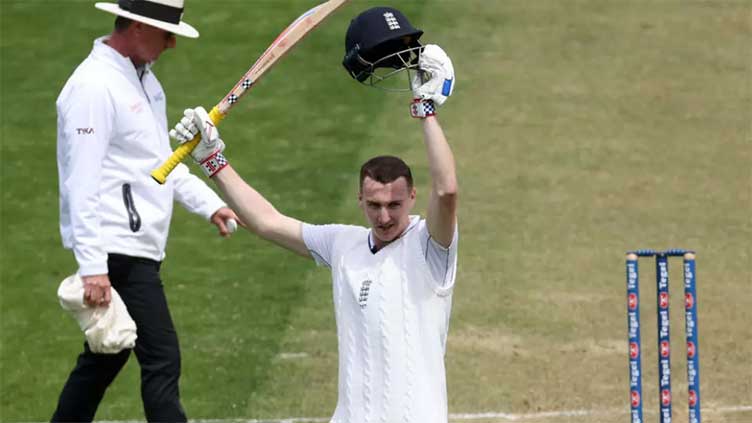 Brook hits another century as England take charge in Wellington