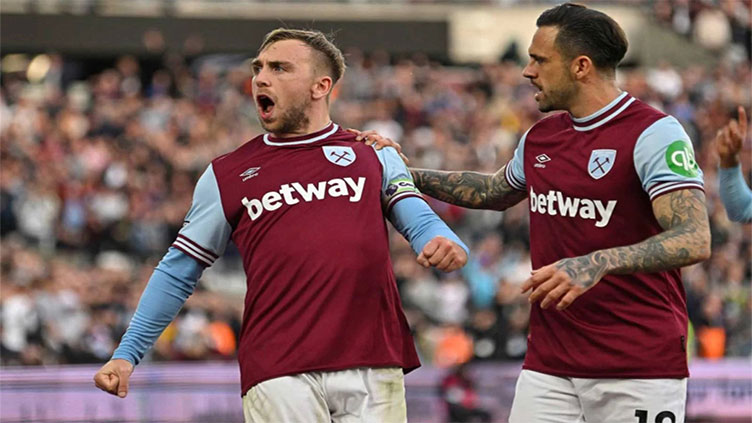 West Ham's Bowen punishes woeful Wolves defence in 2-1 home win