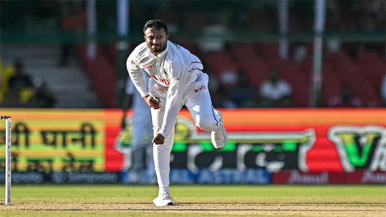 Bangladesh's Shakib Al Hasan banned from bowling in ECB competitions