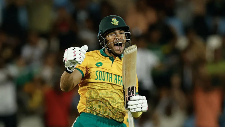 Hendricks century guides South Africa to series win over Pakistan