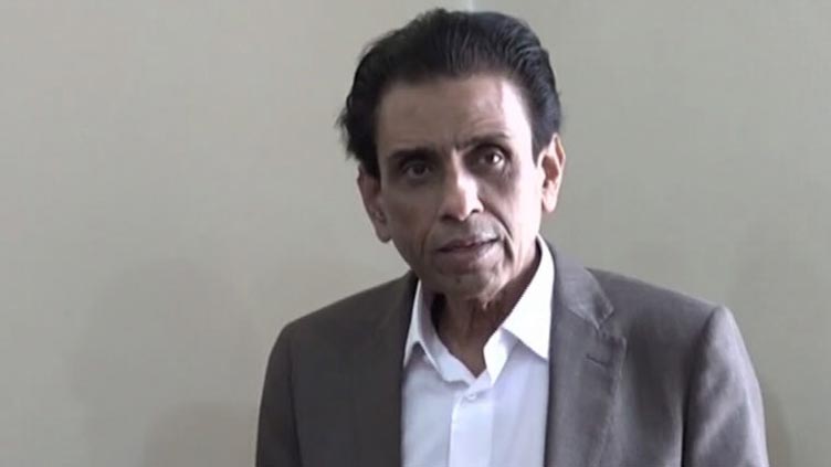 Khalid Maqbool Siddiqui hints at parting ways with govt