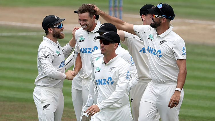 New Zealand run through England to post 423-run third Test win