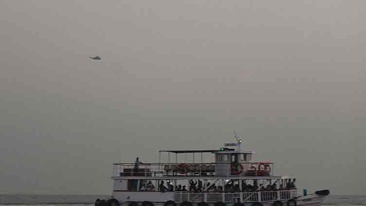 13 dead after naval vessel hits passenger boat off Mumbai