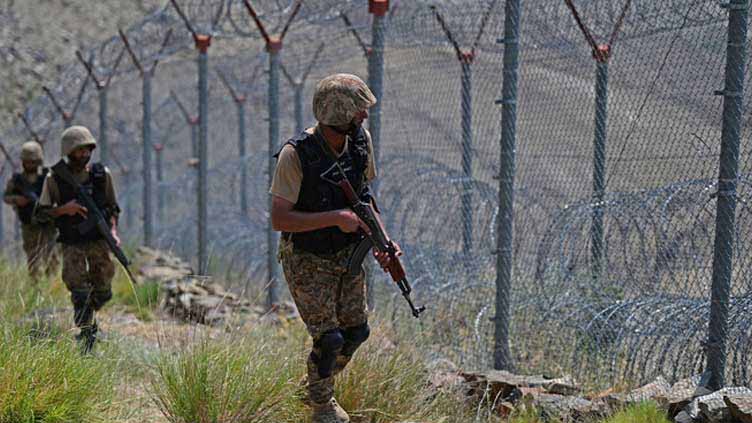 Security forces kill 15 while thwarting infiltration attempt at Pak-Afghan border