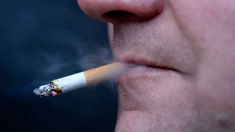 A smoker loses 20 minutes of his life for each cigarette: study