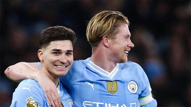 Birthday boy Alvarez stars as Man City beat Burnley