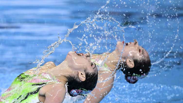 China win three golds in the pool at world championships