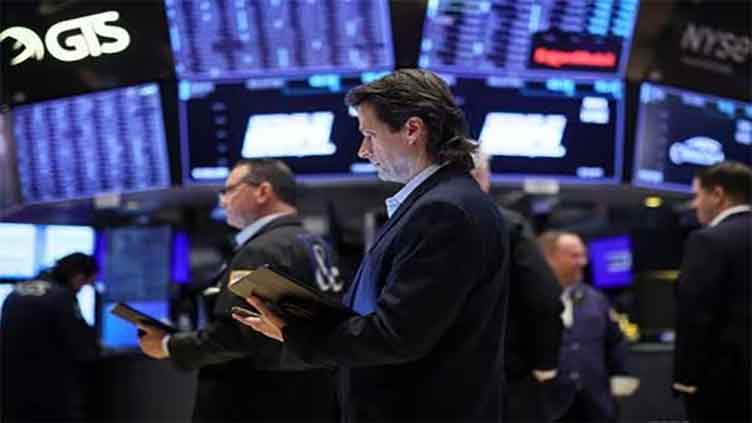 Futures flat with focus on earnings, rate-cut expectations