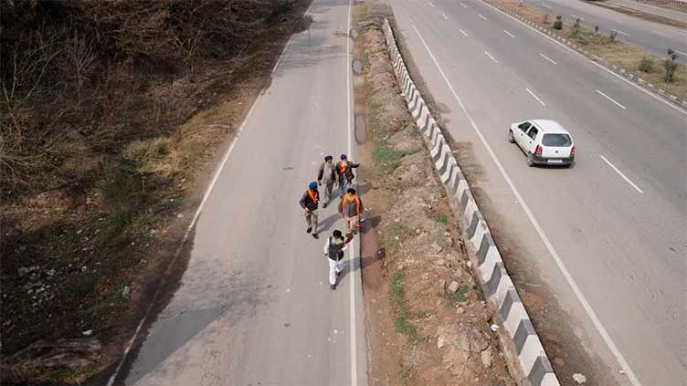 Young Indian protesters determined to secure agrarian reforms from Modi government