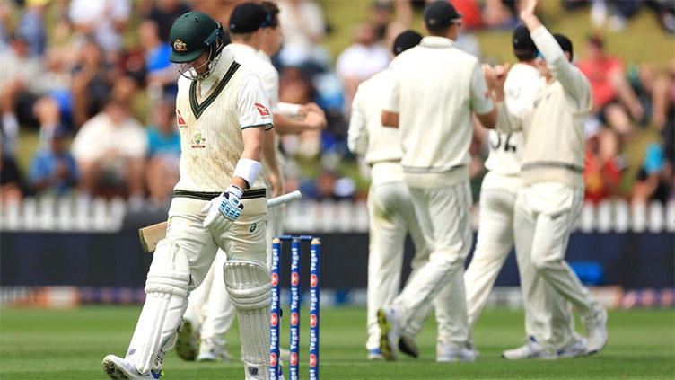 Smith falls as Australia 62-1 at lunch in first New Zealand Test