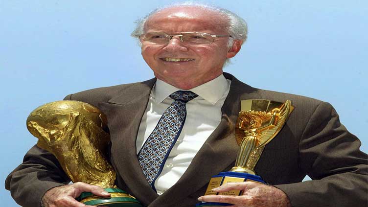 Brazil's enduring football titan Mario Zagallo dies at 92