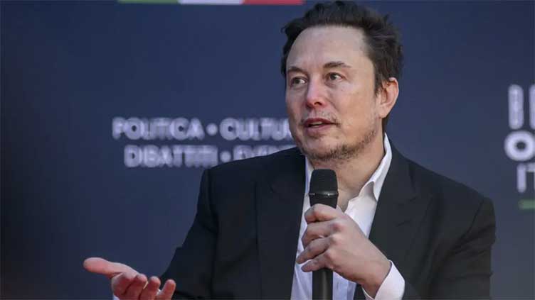 Elon Musk's use of illegal drugs alarms senior executives