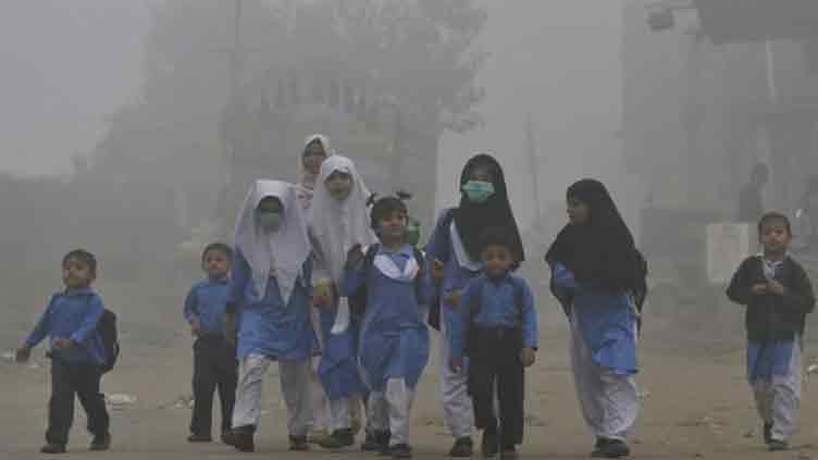 Punjab suspends classes for one week, postpones exams amid cold wave