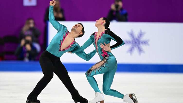Italian ice dancers get into the groove at Europeans