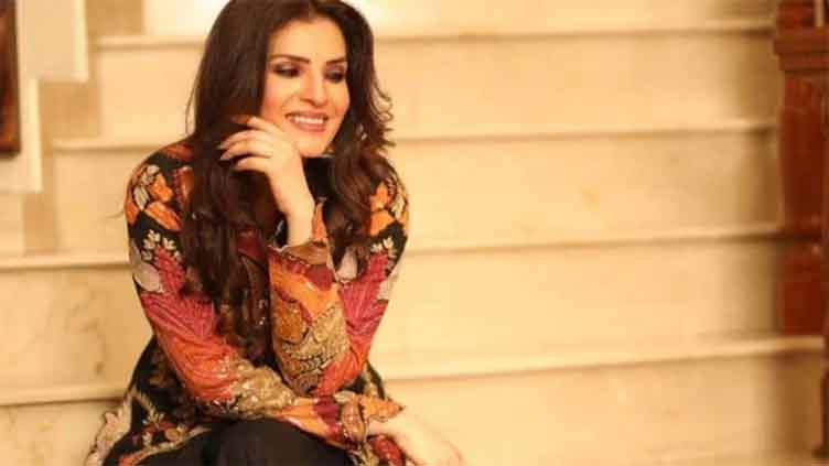 Resham finally reveals why she is not married yet