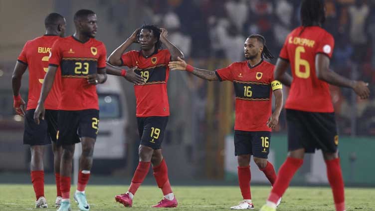 Algeria held by Angola in Cup of Nations opener