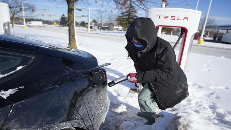 Frigid weather can cut electric vehicle range and make charging tough. Here's what you need to know