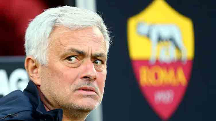 Roma start new chapter without Mourinho against Verona