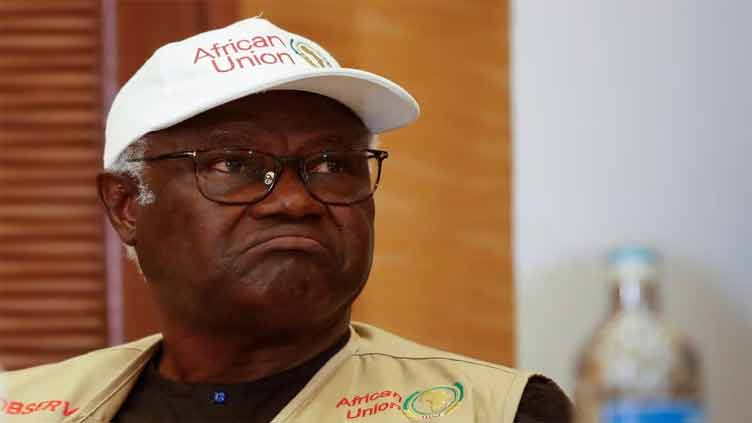 Indicted Sierra Leone ex-president Koroma flies to Nigeria