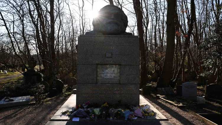 Karl Marx's London cemetery looks to solve its grave problem