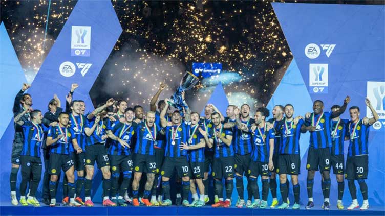 Martinez fires Inter to Italian Super Cup glory