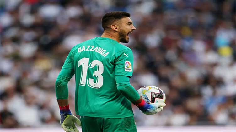 Keeper Gazzaniga shines as Girona reclaim top spot with win at Celta