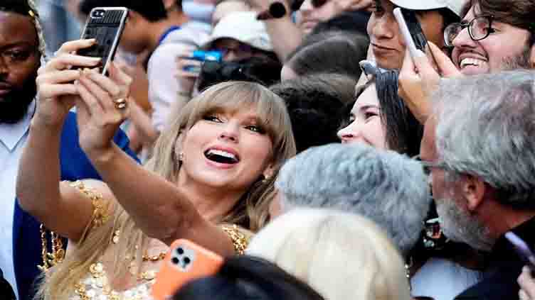 Taylor Swift searches blocked on X after fake explicit images spread