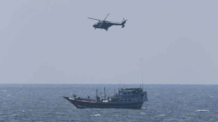 Indian navy rescues 19 Pakistanis kidnapped by Somali pirates