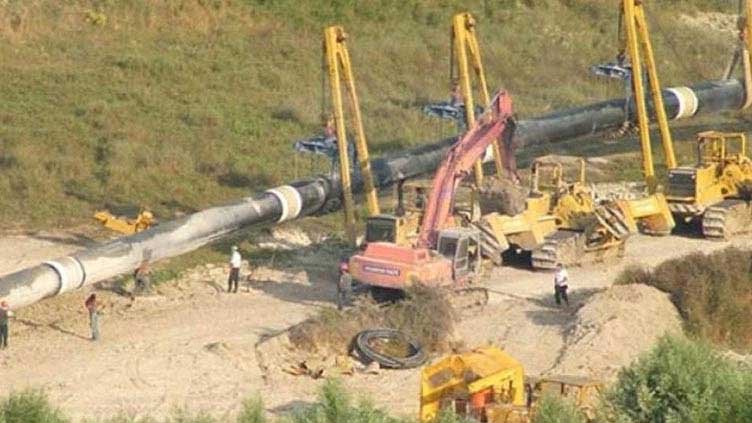 Gas supply pipeline ruptures near Bolan