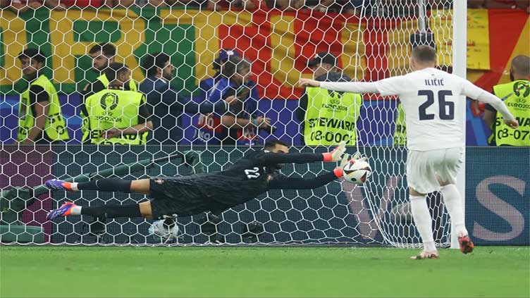 Costa heroics earn Portugal quarter-finals berth despite late penalty miss from Ronaldo