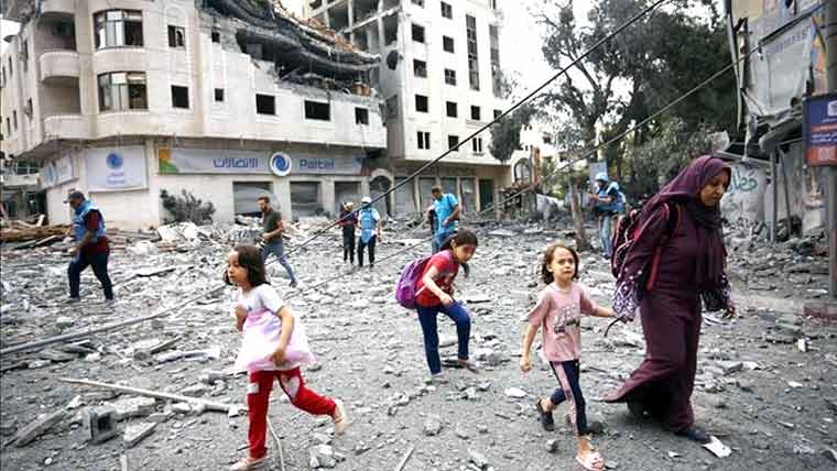 غزہ میں پھٹ نہ سکنے والے اسرائیلی بموں سے فلسطینی بچوں کو شدید خطرات لاحق ہیں : یواین