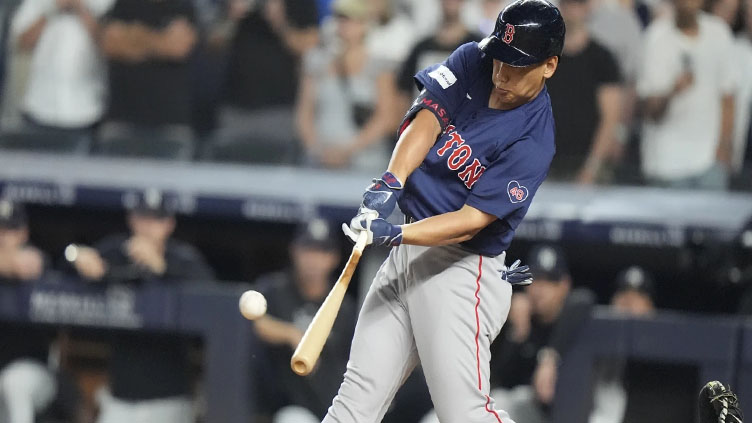 Red Sox stun Yankees 5-3 on 2-run homers by Yoshida in the 9th and Rafaela in the 10th