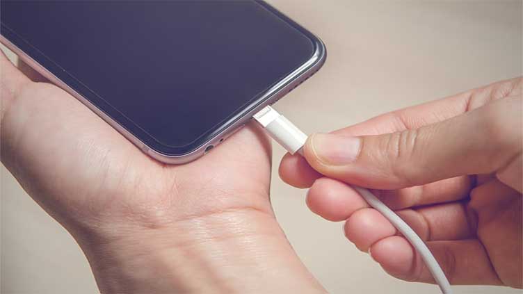 Common mistakes you're making when charging your phone