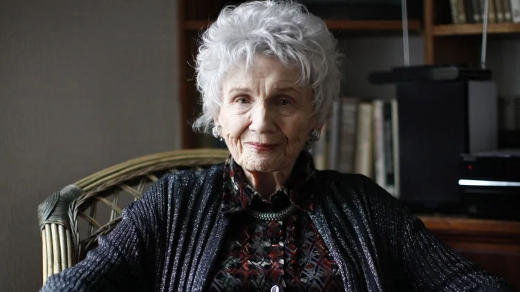 Alice Munro's daughter alleges sexual abuse by the late author's husband
